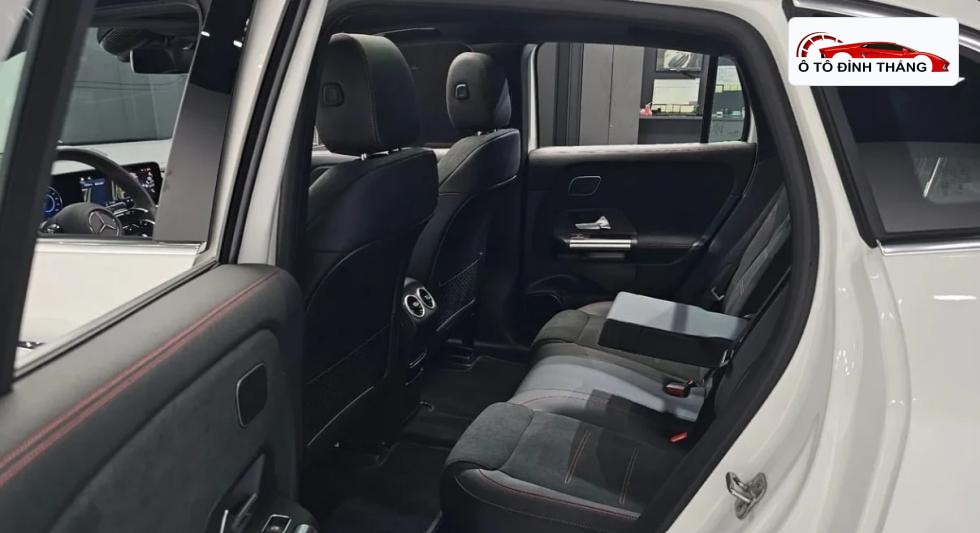 벤츠 EQA (H243) EQA 250 AMG Line