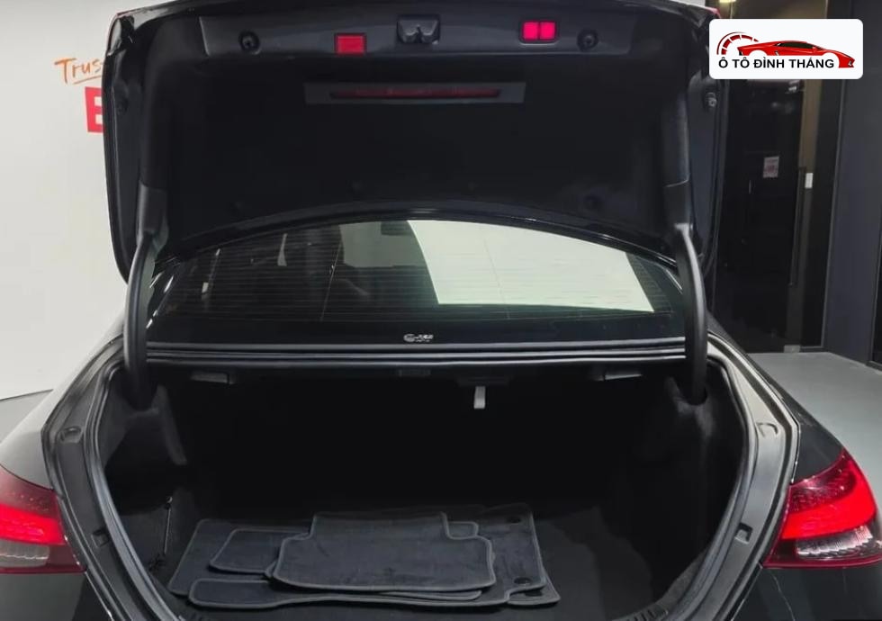 벤츠 E클래스 (W213) E250 Avantgarde