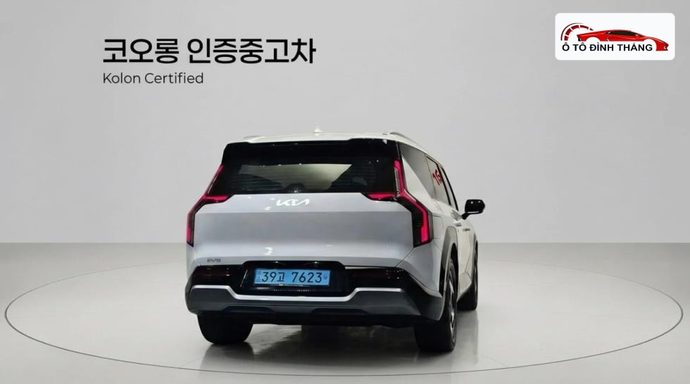 기아 EV9 롱레인지 2WD 어스