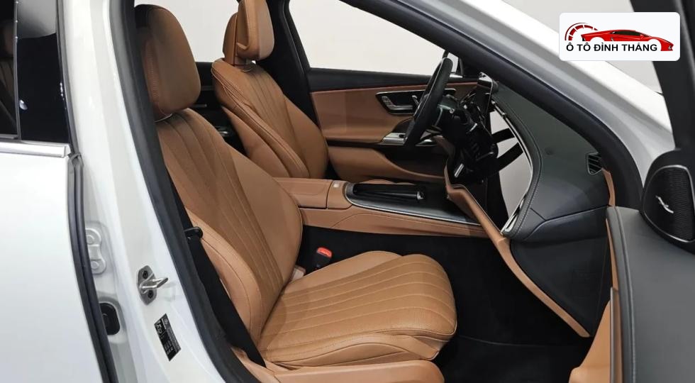 벤츠 E-클래스 (W214) E300 4MATIC AMG Line