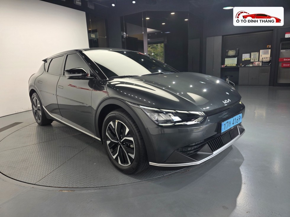 기아 EV6 롱 레인지 4WD 라이트