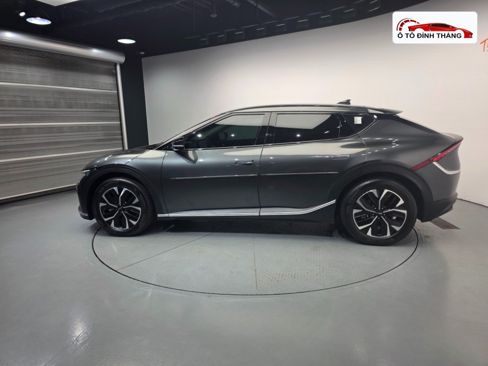 기아 EV6 롱 레인지 4WD 라이트