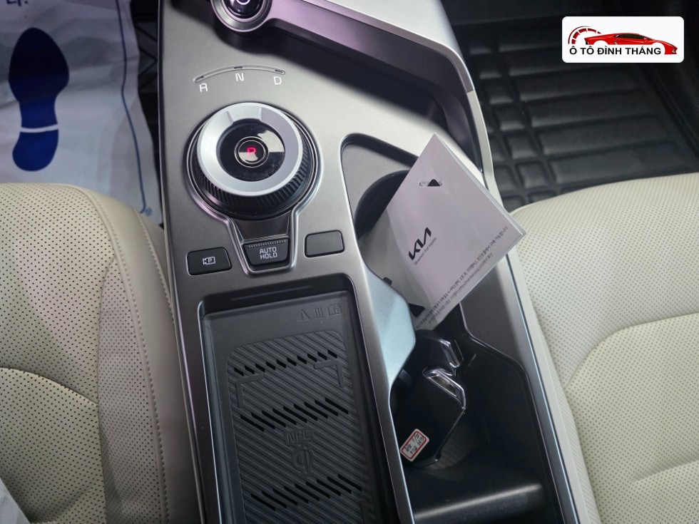 기아 EV6 롱 레인지 4WD 라이트
